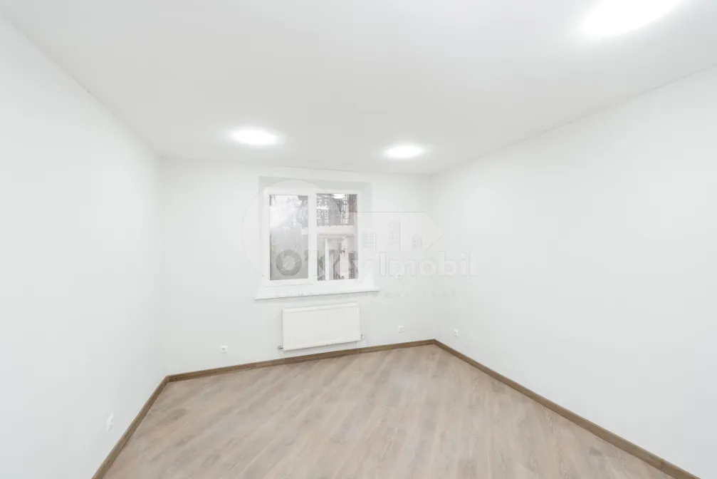 Комм. помещение, Центр, ЩУСЕВА