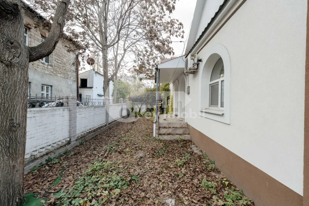 Комм. помещение, Центр, МИХАИЛ КОГАЛНИЧАНУ