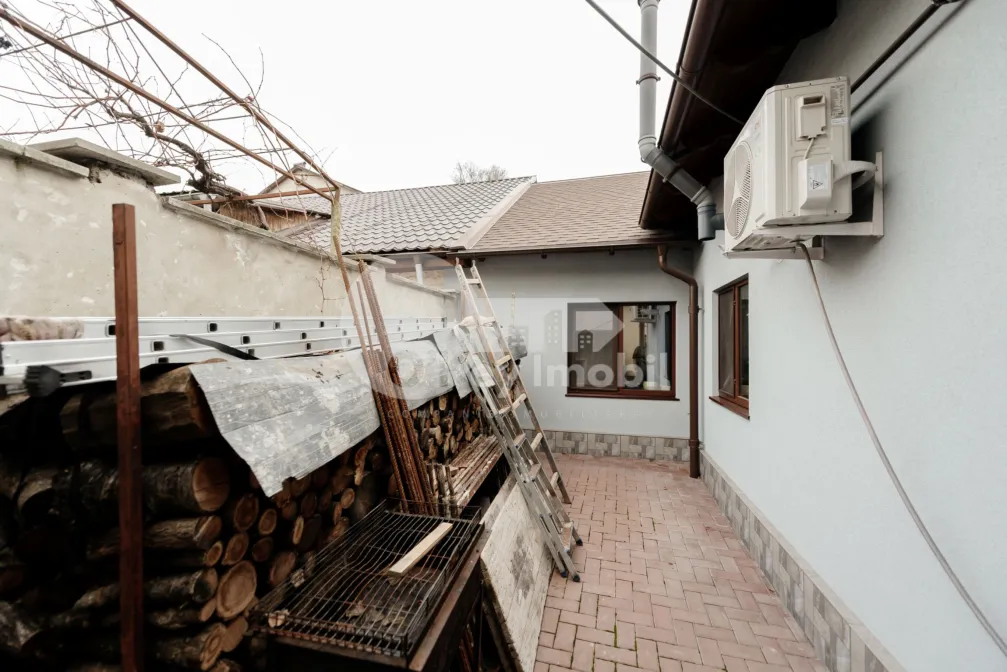 Casă, Buiucani, ZĂVOIULUI