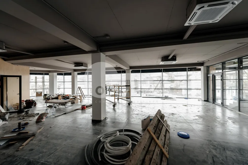 Комм. помещение, СТЭВЧЕНЫ