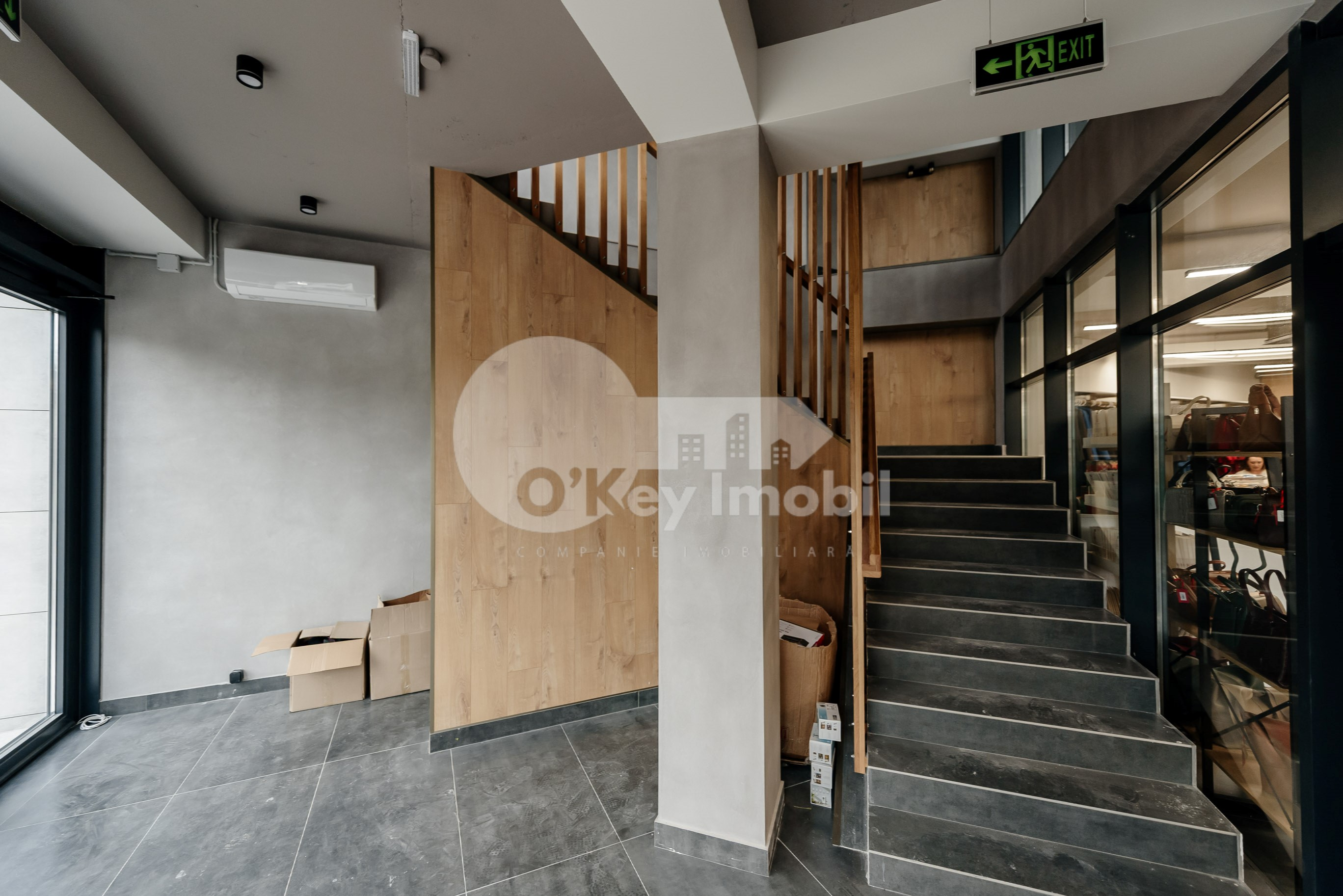 Spațiu comercial, STĂUCENI