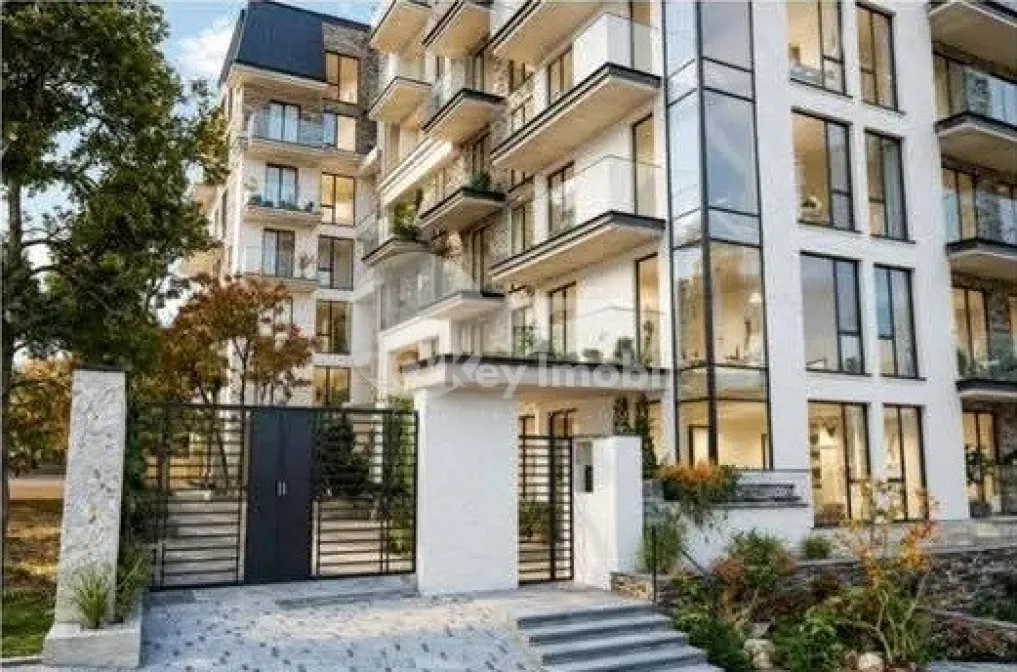 Apartament, Buiucani, VASILE LUPU