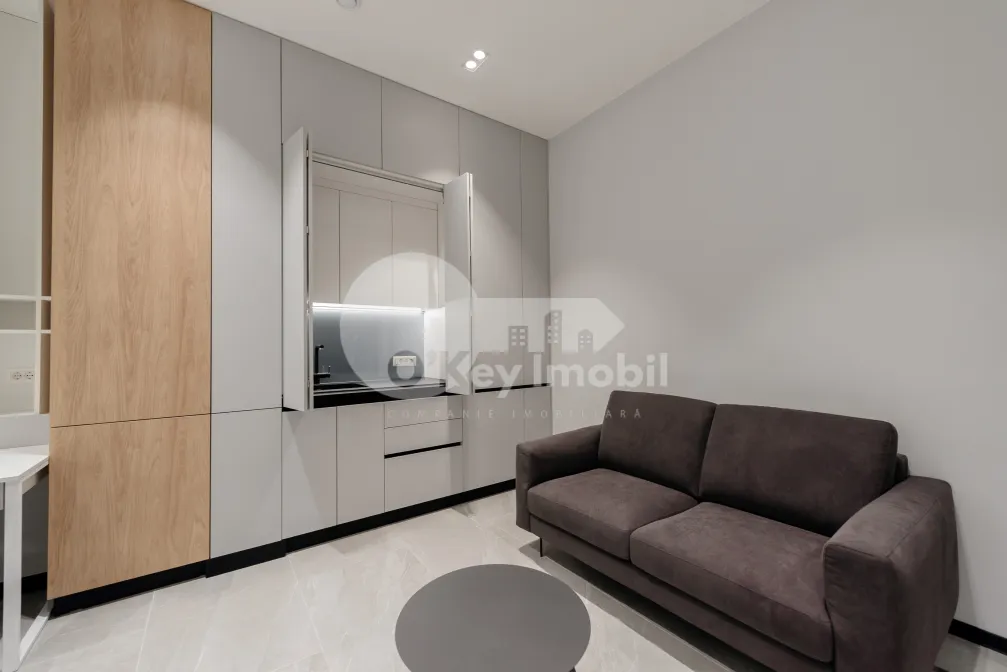 Офис, Буюканы, КАЛЯ ЕШИЛОР