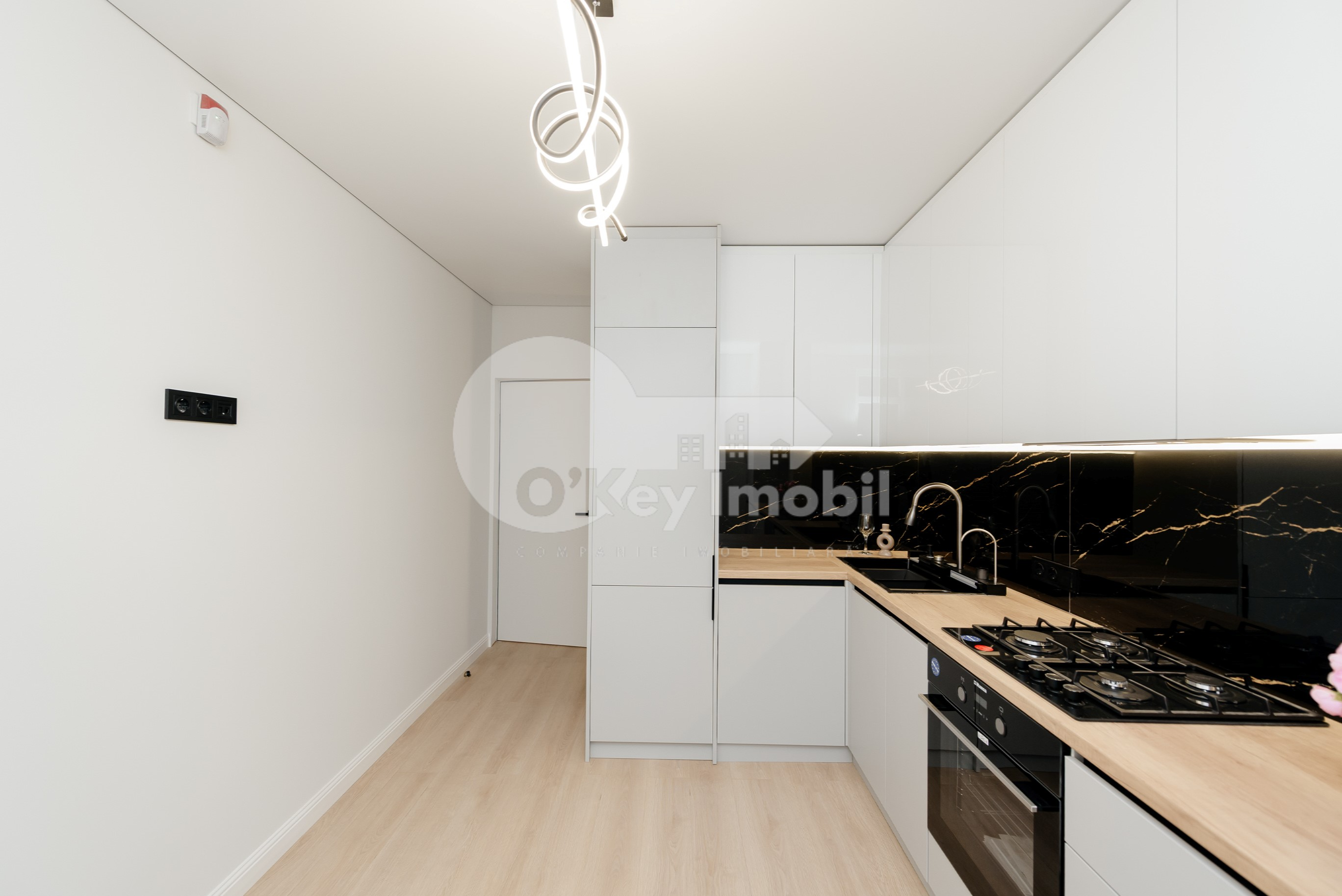 Apartament, Buiucani, VASILE LUPU