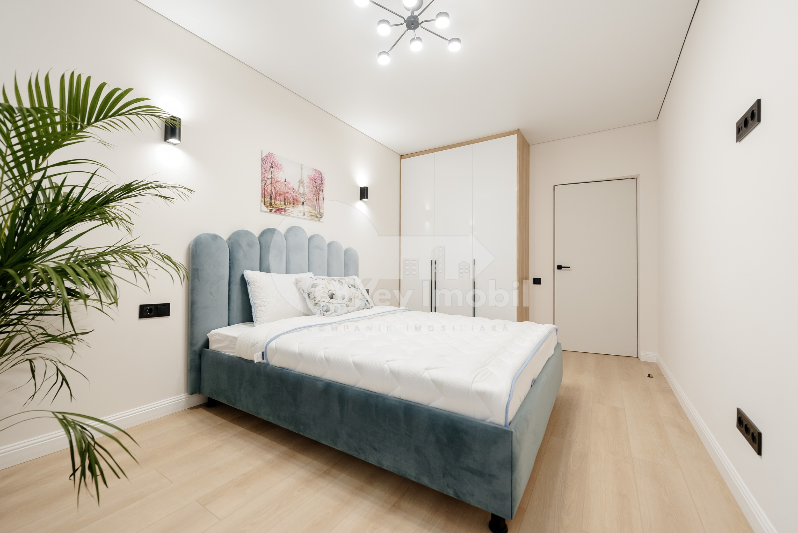 Apartament, Buiucani, VASILE LUPU