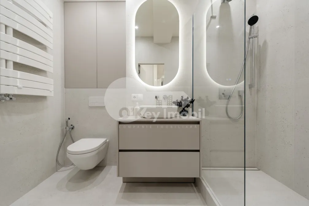 Квартира, Центр, КОНСТАНТИН СТЕРЕ