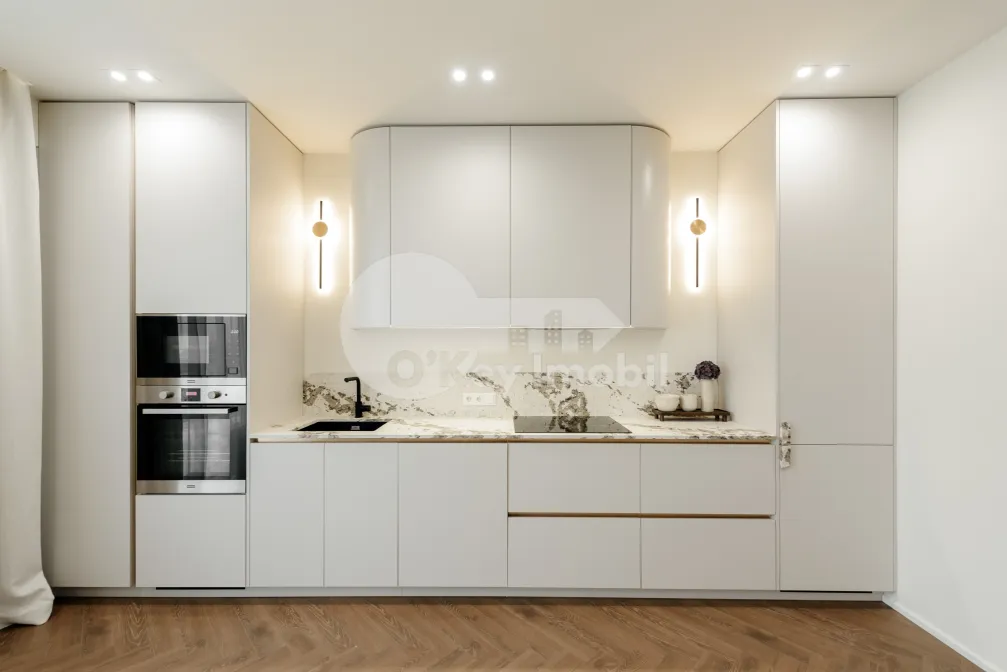 Квартира, Центр, КОНСТАНТИН СТЕРЕ