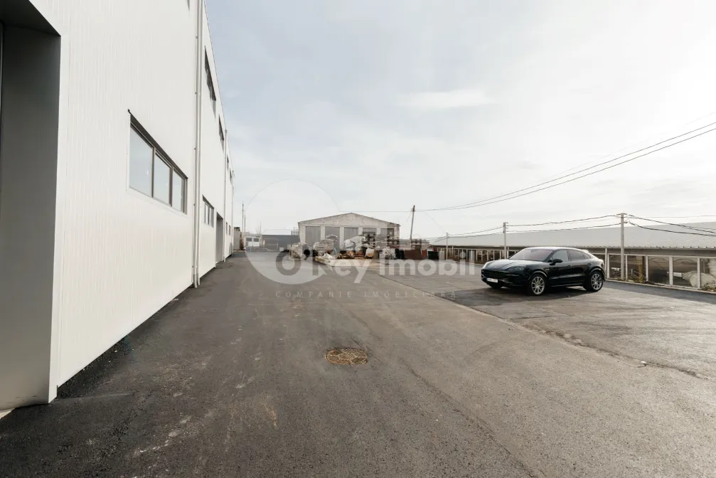 Склад, Чеканы, УЗИНЕЛОР