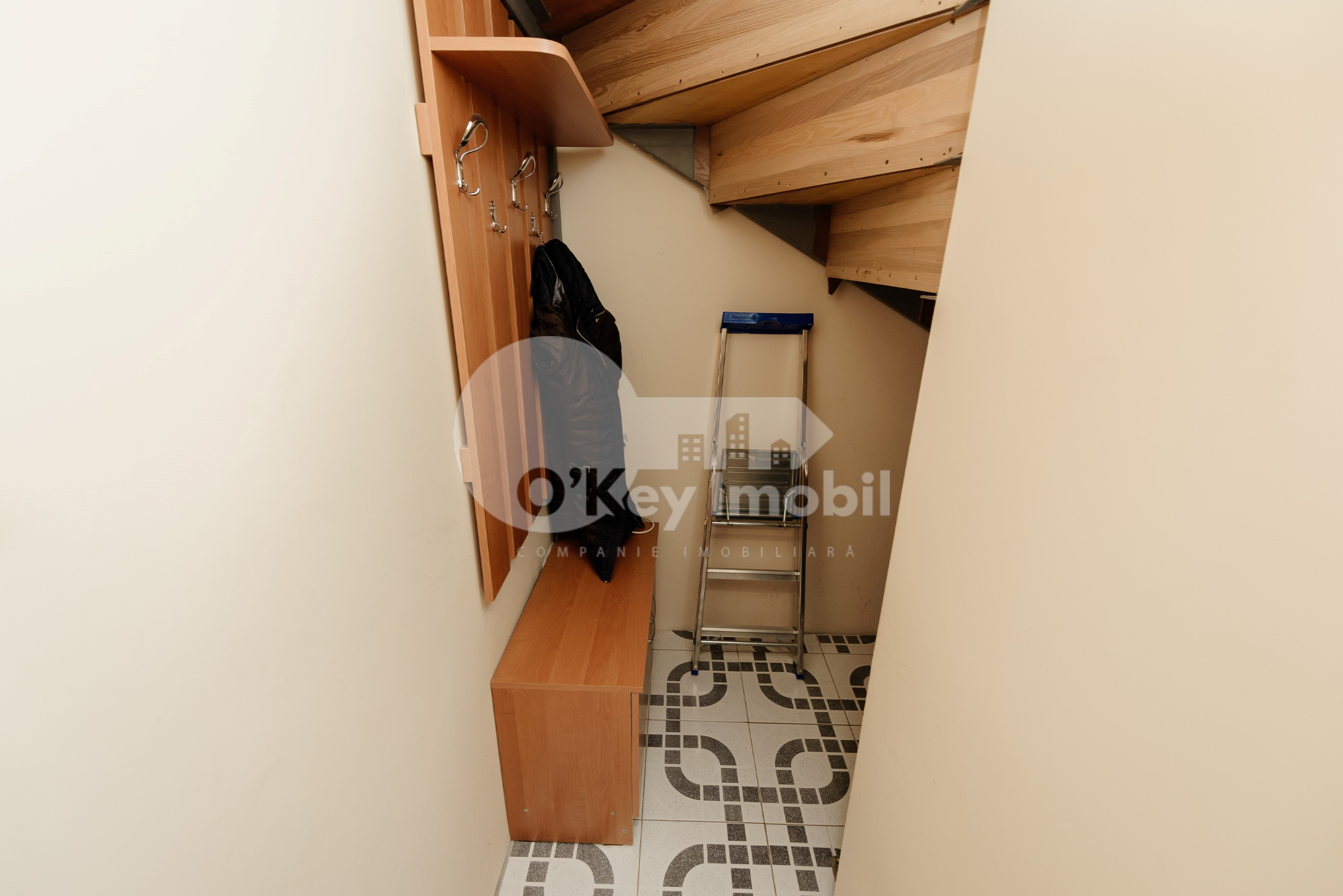 Apartament, Poșta Veche, CEUCARI