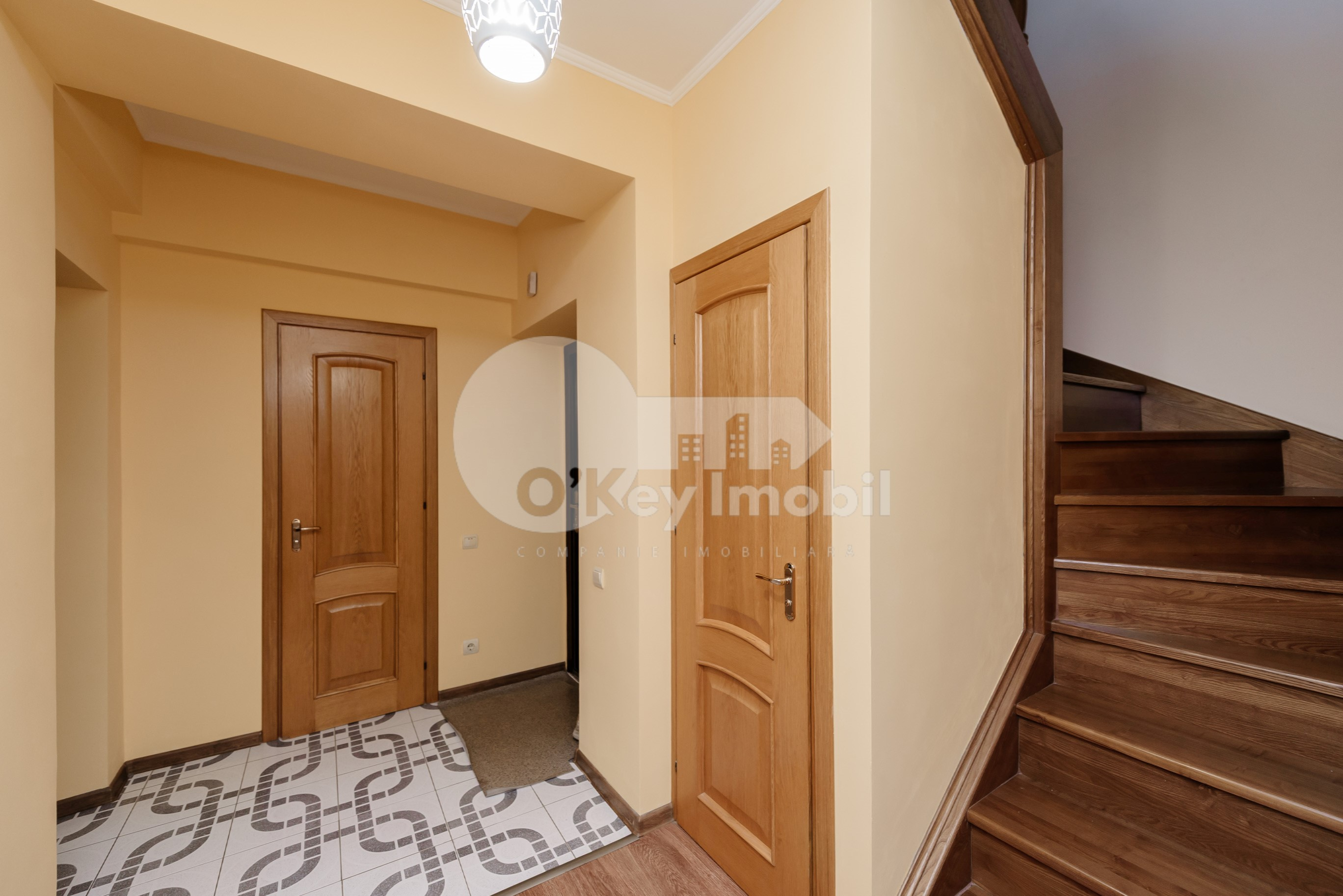 Apartament, Poșta Veche, CEUCARI