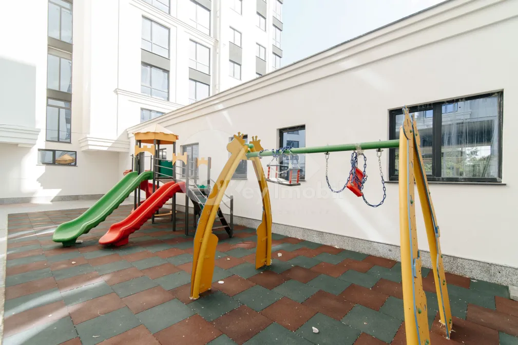 Apartament, STRĂȘENI