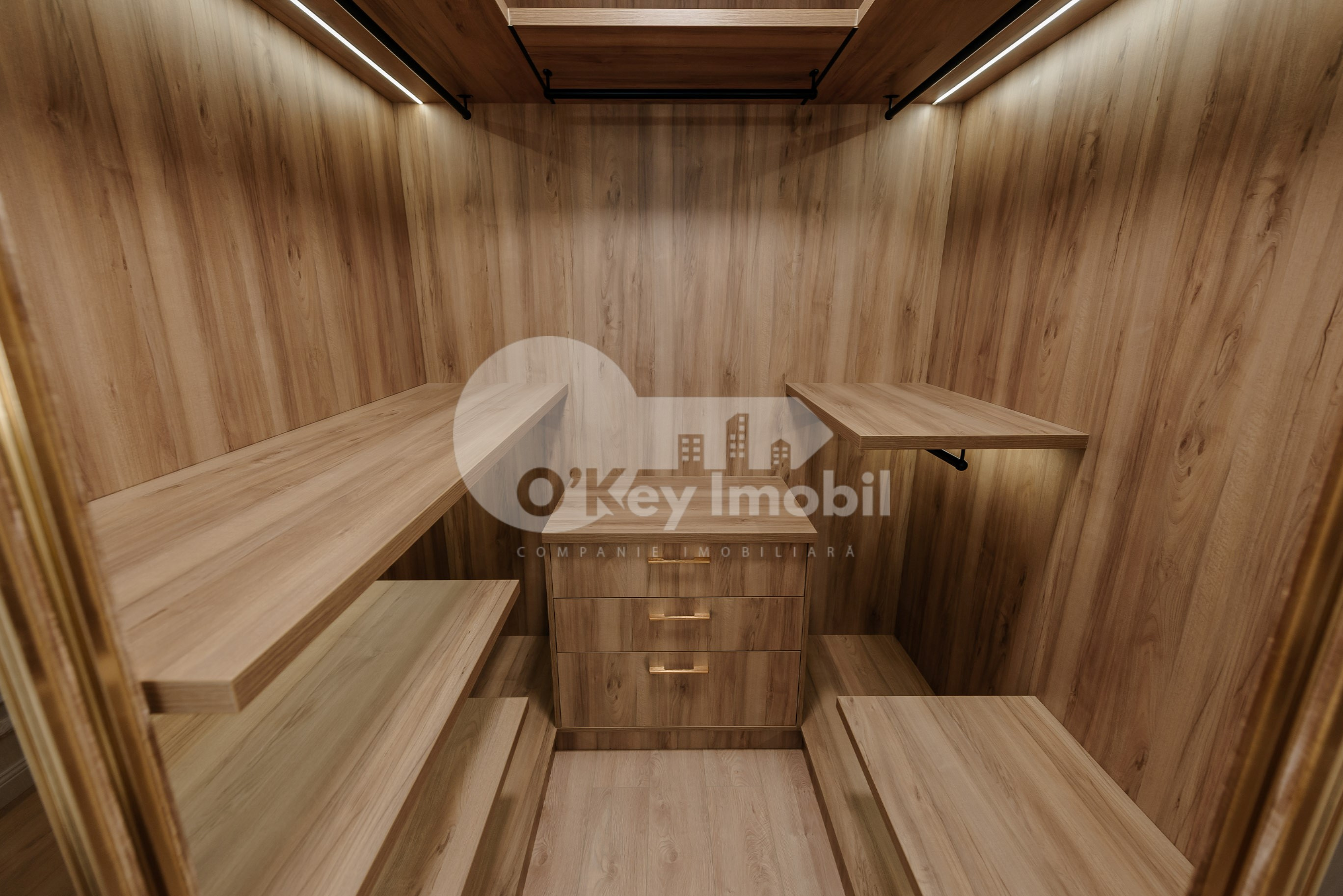 Apartament, Buiucani, VASILE LUPU