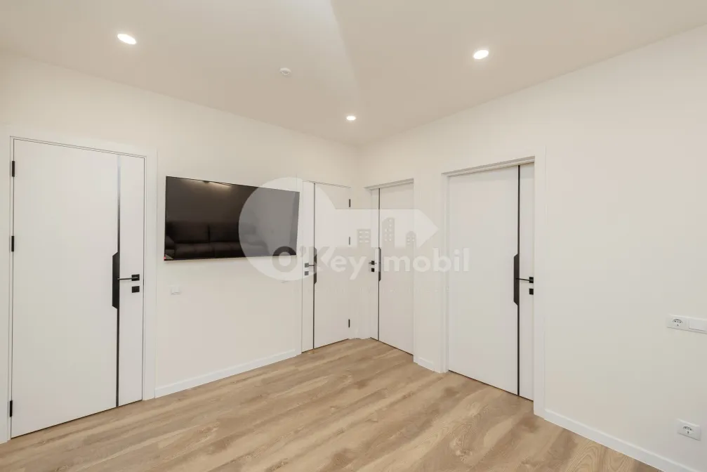 Apartament, Buiucani, VASILE LUPU