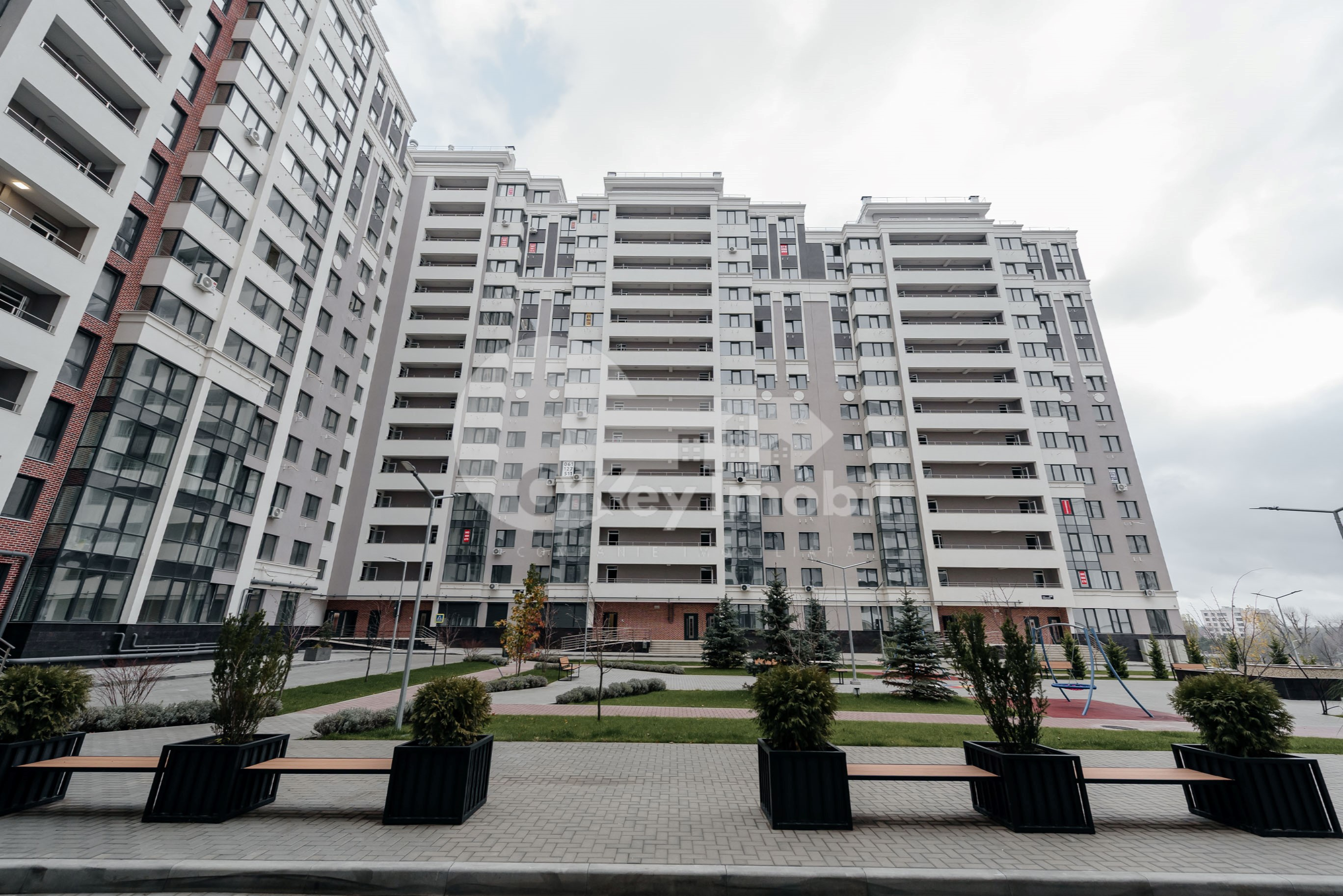 Apartament, Buiucani, VASILE LUPU