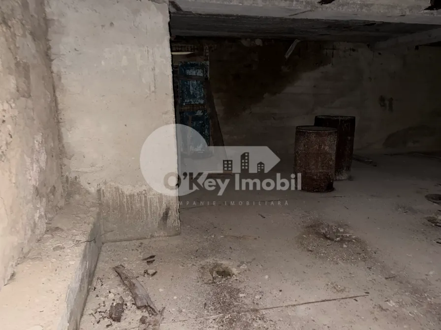 Комм. помещение, СТРАШЕНЫ