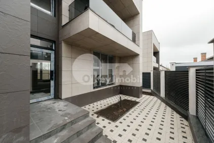 Дом, Рышкановка, УЛ. ЧИКАГО