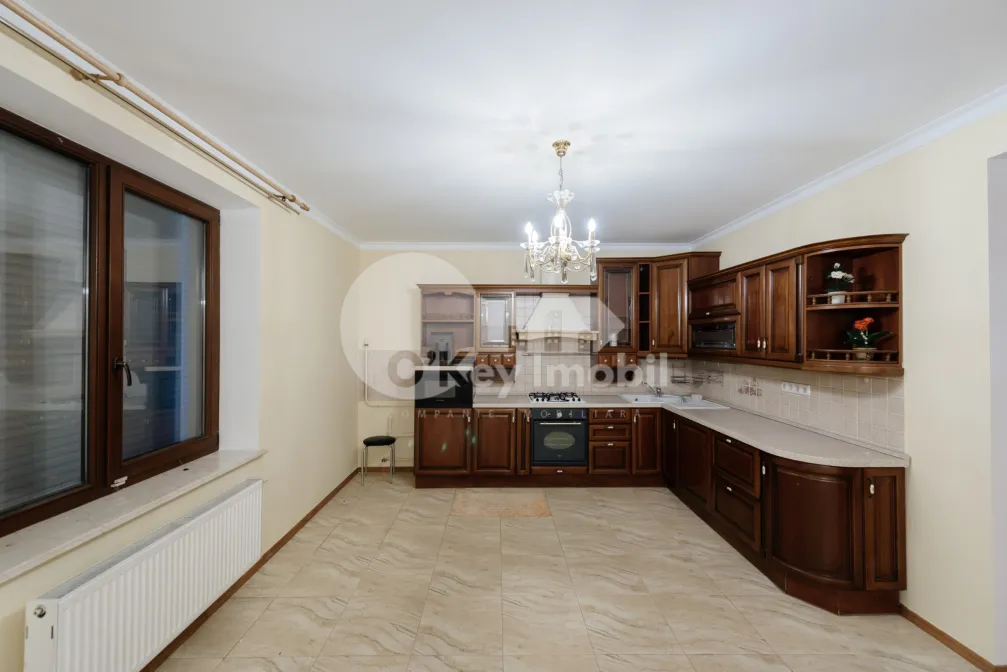 Комм. помещение, Рышкановка, СПАРТАКУС