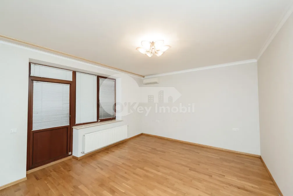 Комм. помещение, Рышкановка, СПАРТАКУС