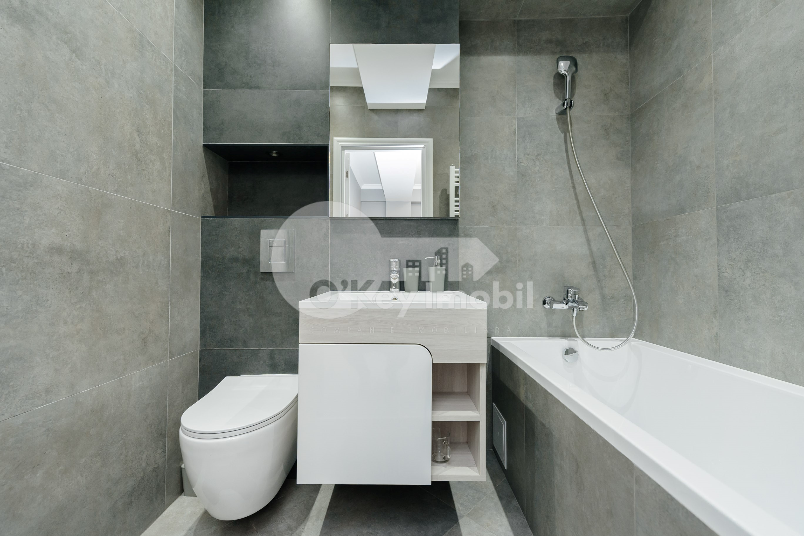 Apartament, Râșcani, CARIEREI