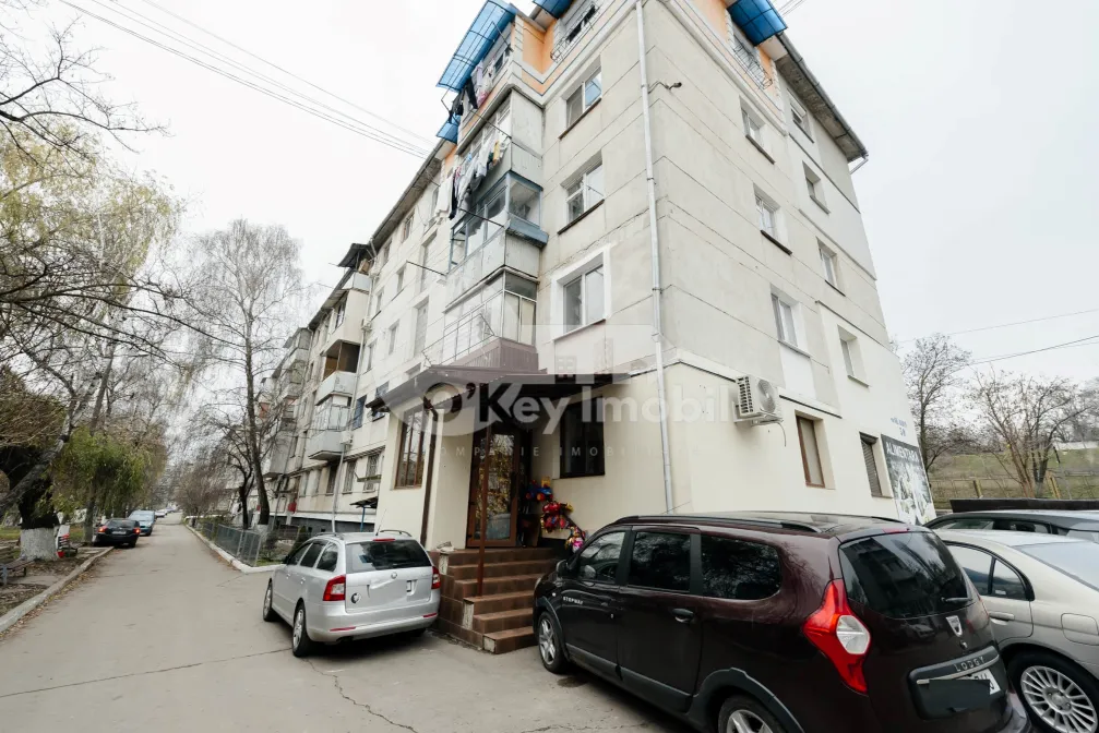 Квартира, Старая Почта, ГЕОРГЕ МАДАН