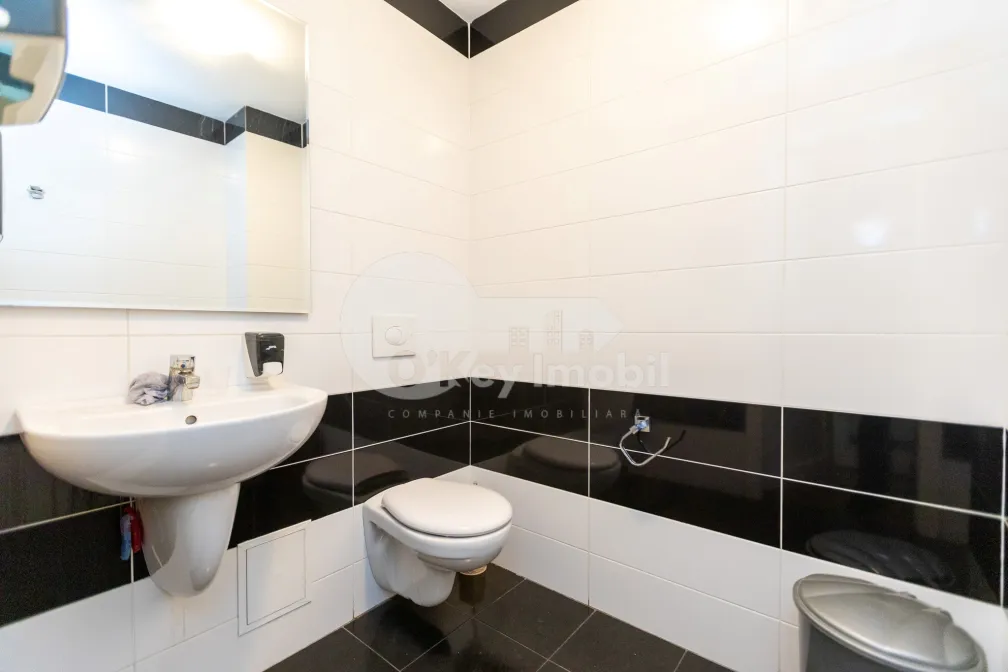 Офис, Центр, МИХАЙ ВИТЯЗУЛ