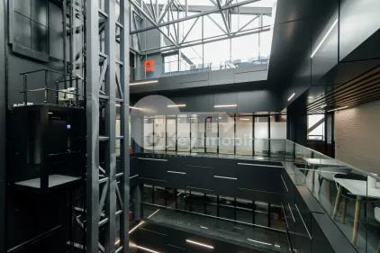 Офис, Центр, МИХАЙ ВИТЯЗУЛ