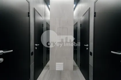 Офис, Центр, МИХАЙ ВИТЯЗУЛ