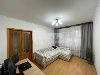 Квартира, Ботаника, ДИМИНЕЦИЙ