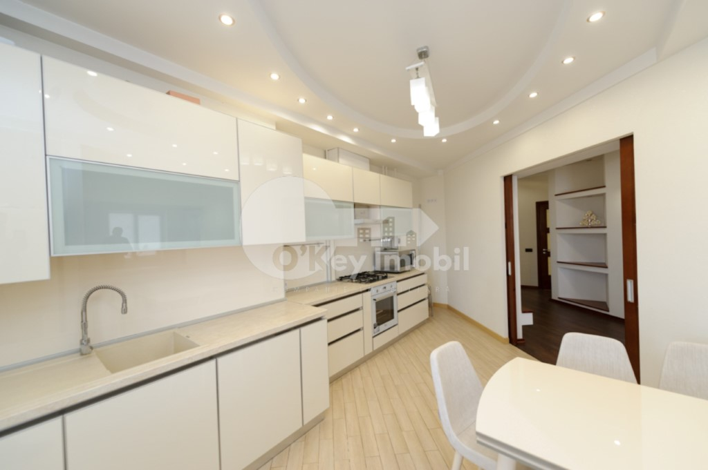 Apartament, Centru, VALEA TRANDAFIRILOR