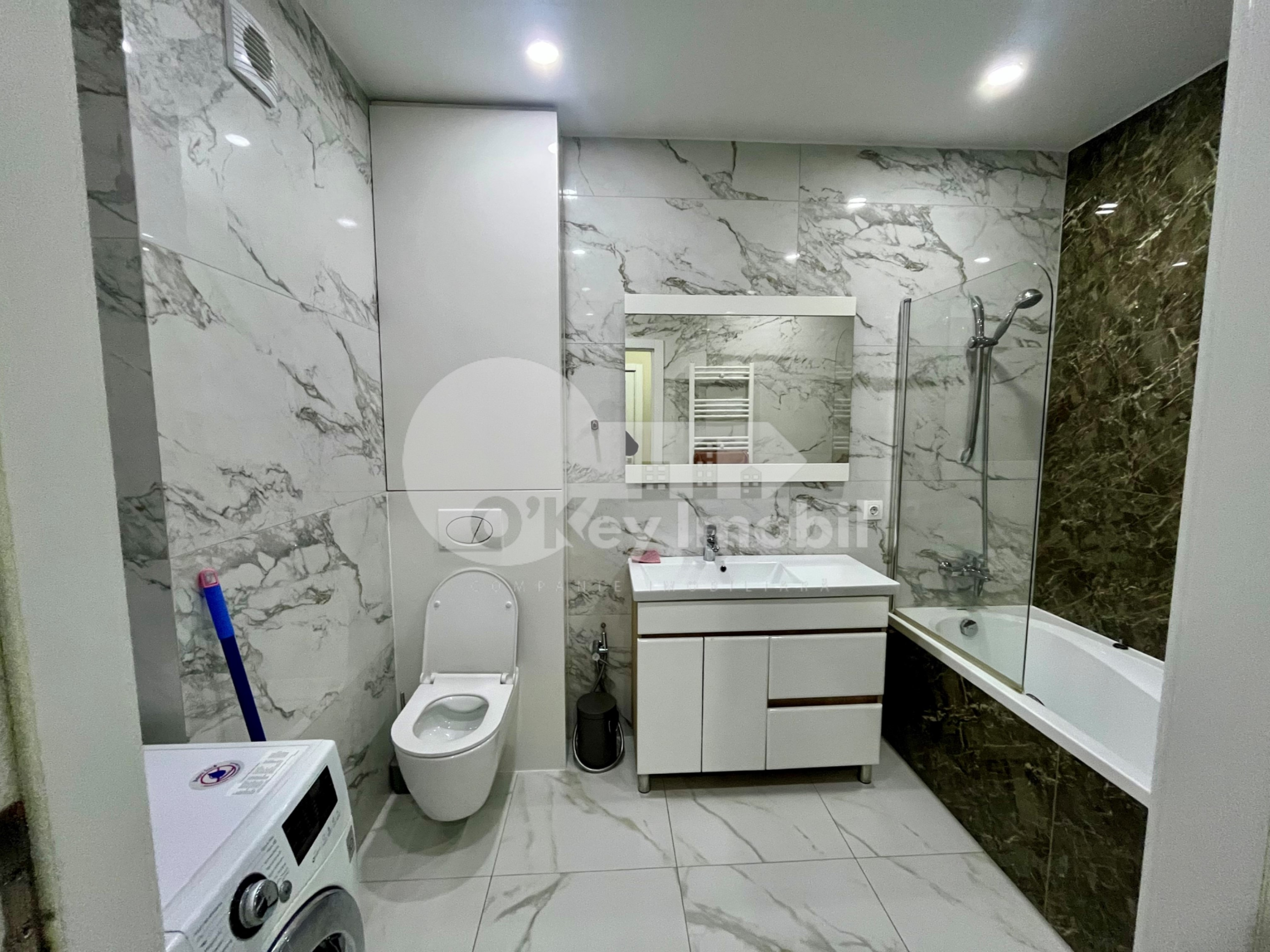 Apartament, Centru, BOGDAN PETRICEICU HAȘDEU