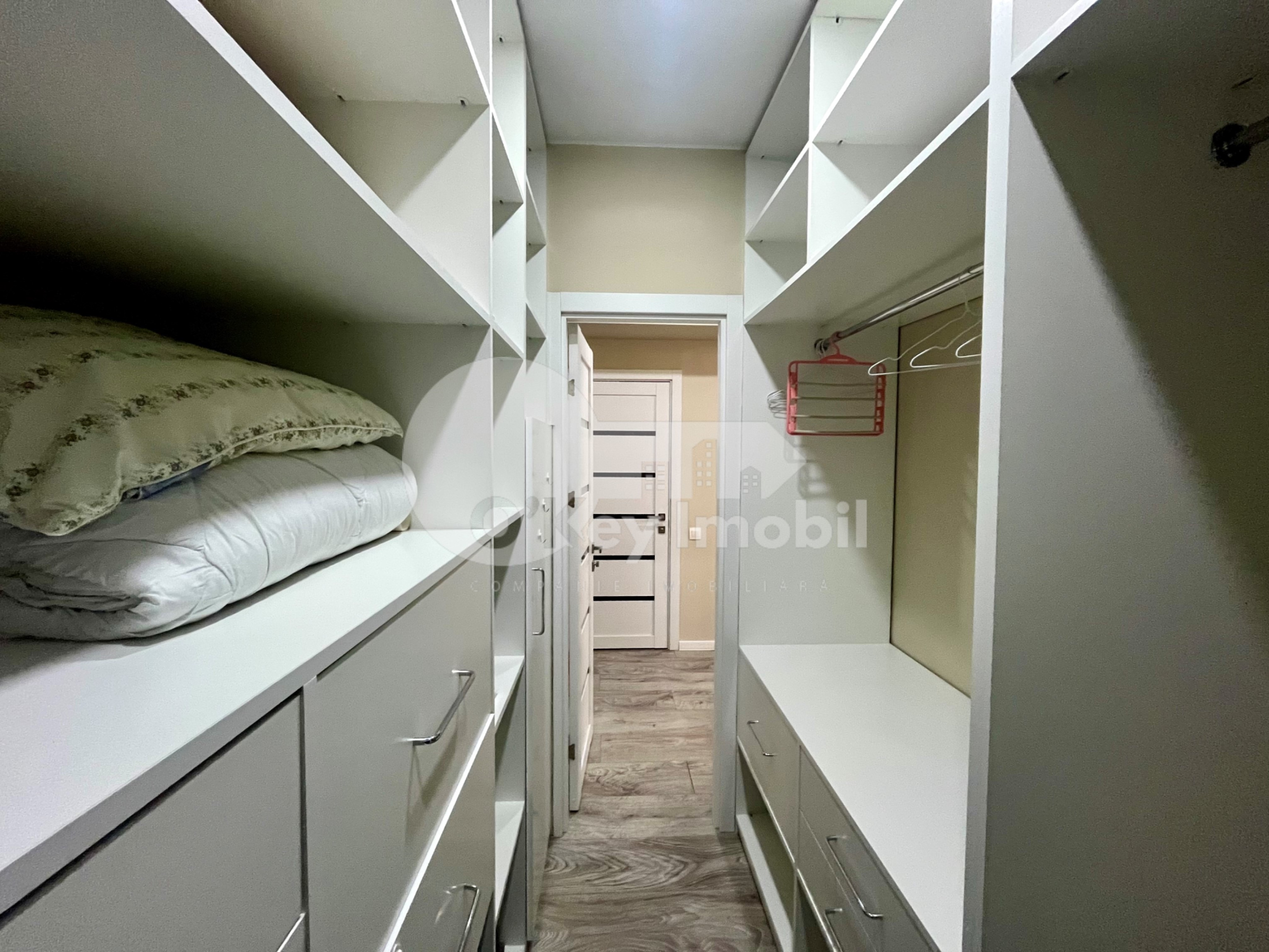 Apartament, Centru, BOGDAN PETRICEICU HAȘDEU