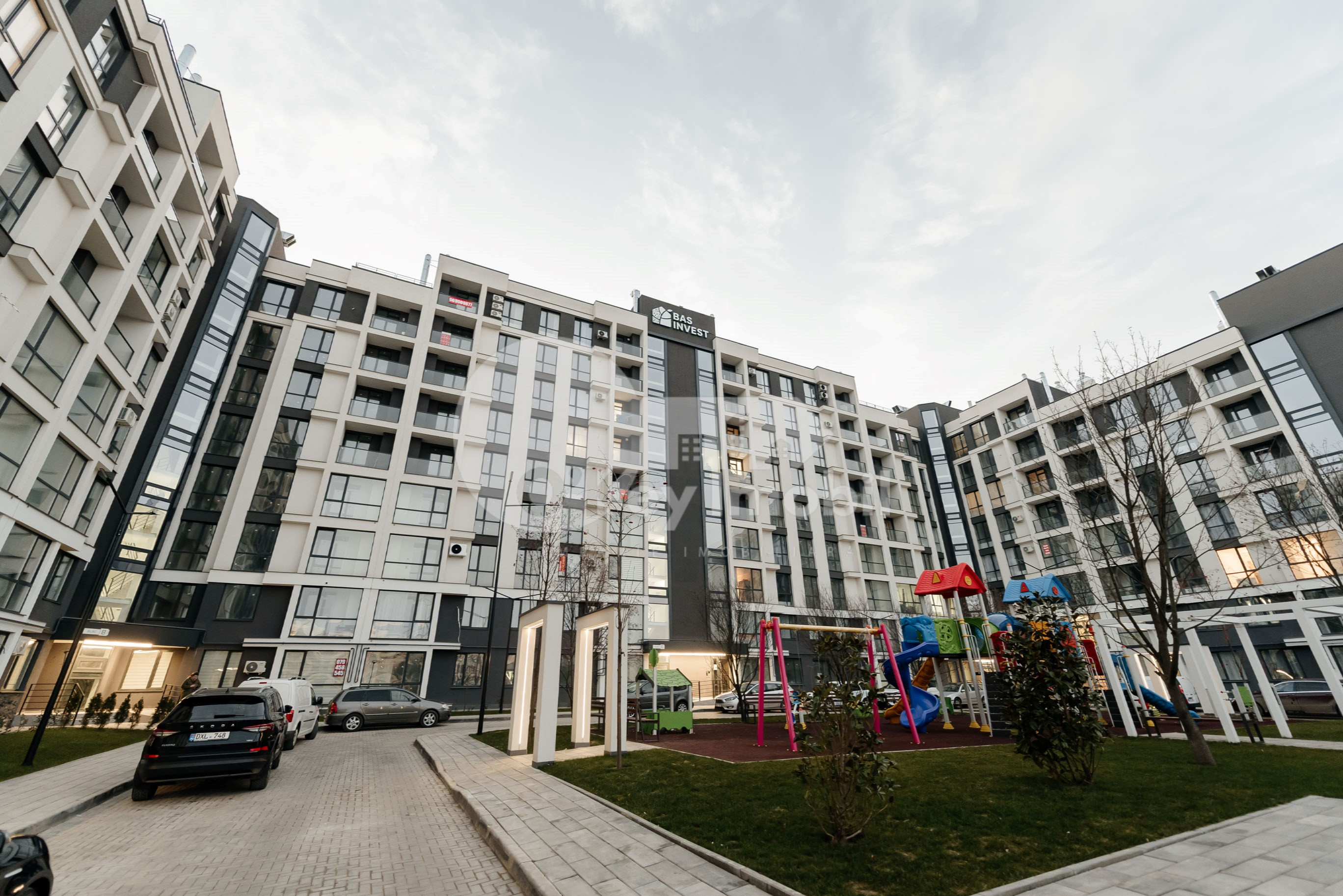 Apartament, Durlești, REGINA ELISABETA