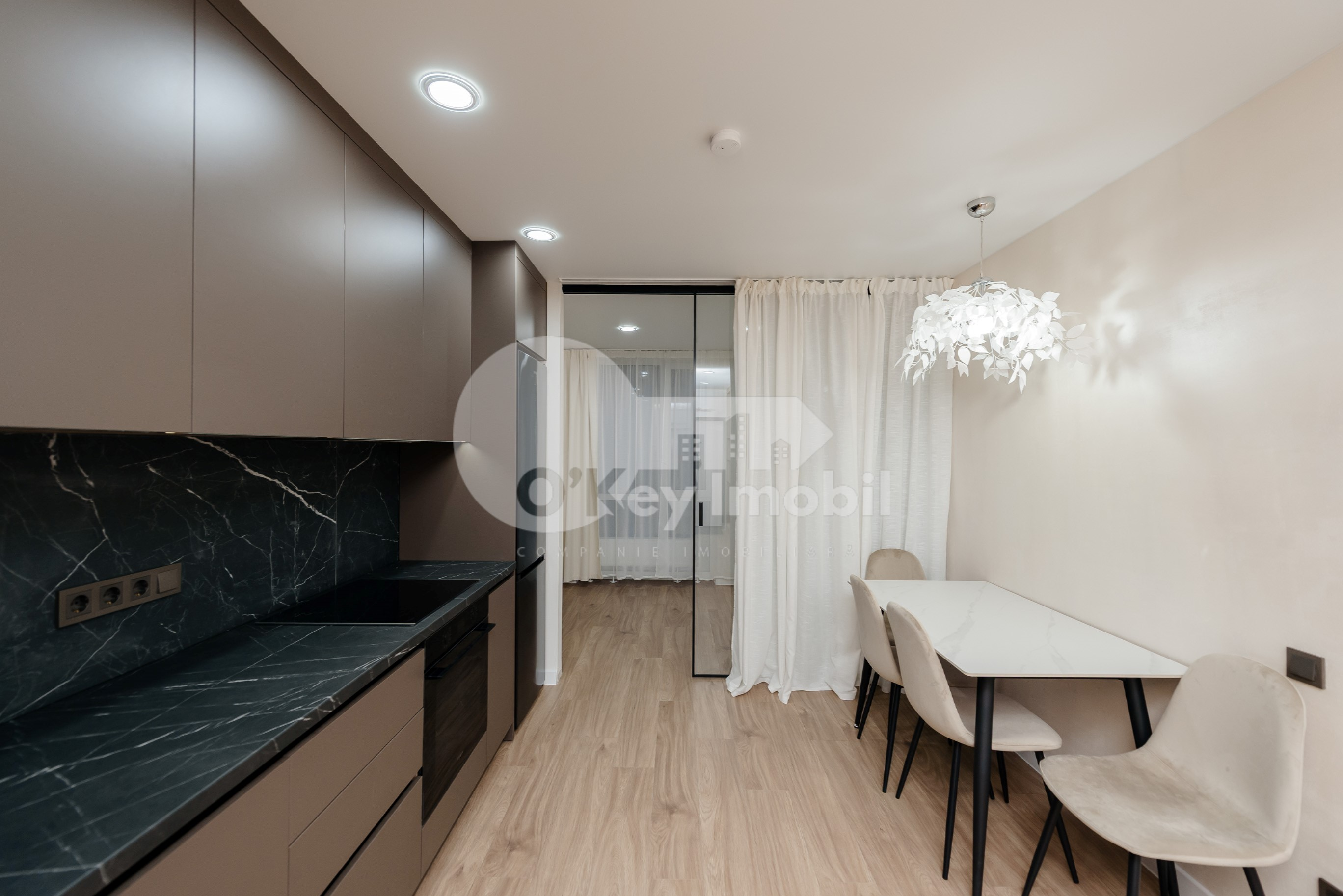 Apartament, Durlești, REGINA ELISABETA
