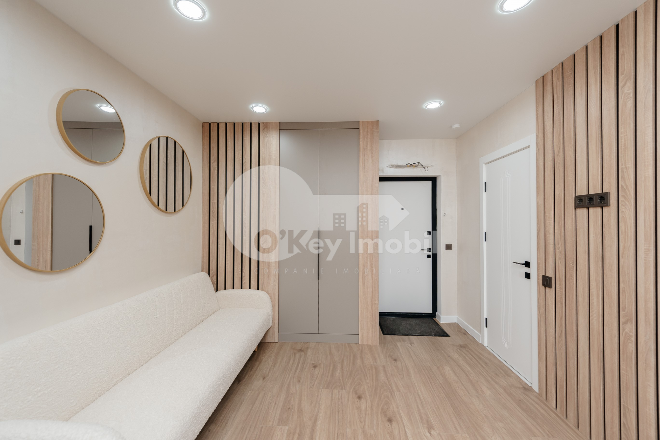 Apartament, Durlești, REGINA ELISABETA