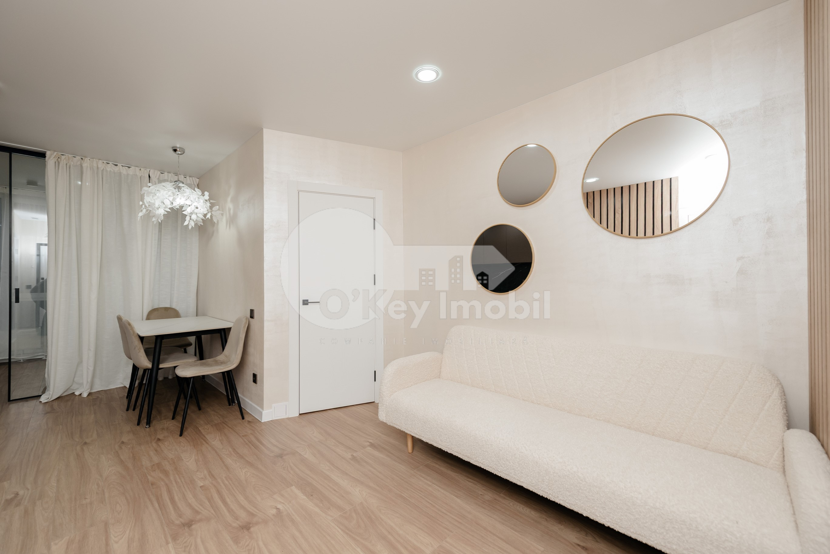 Apartament, Durlești, REGINA ELISABETA