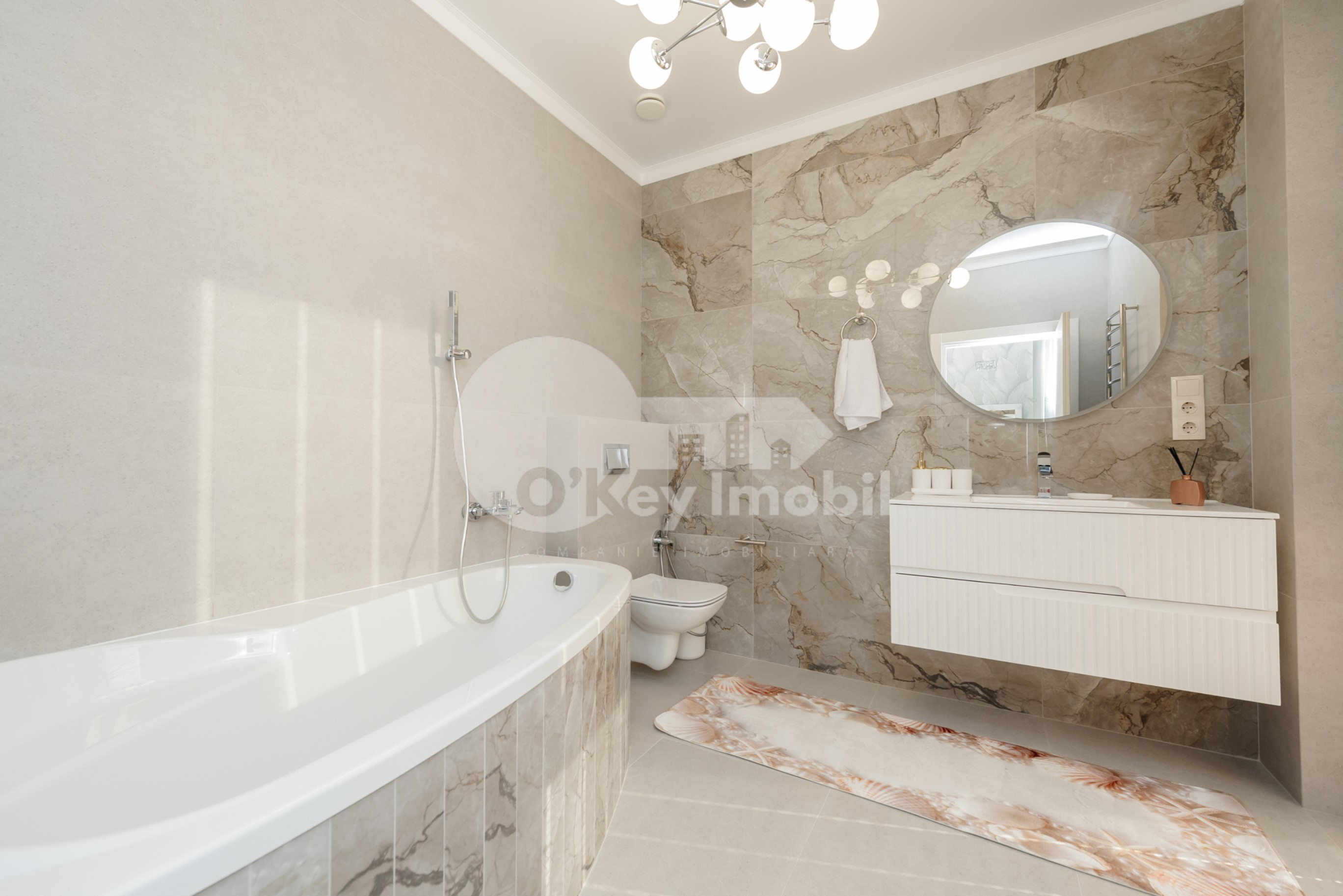 Townhouse, Botanica, PĂȘUNILOR