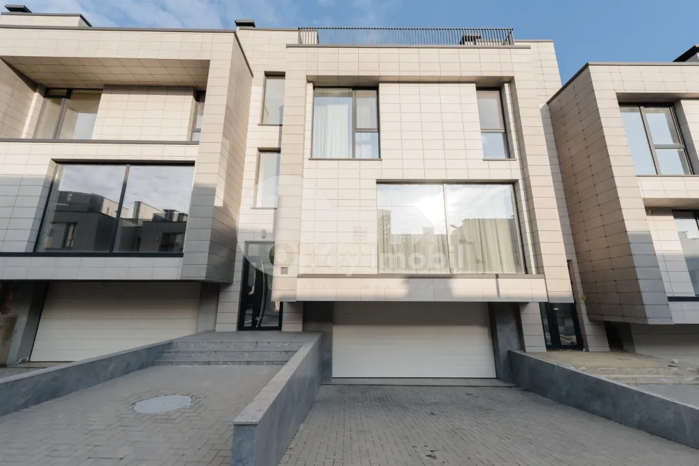 Дуплекс, Ботаника, ПЭШУНИЛОР