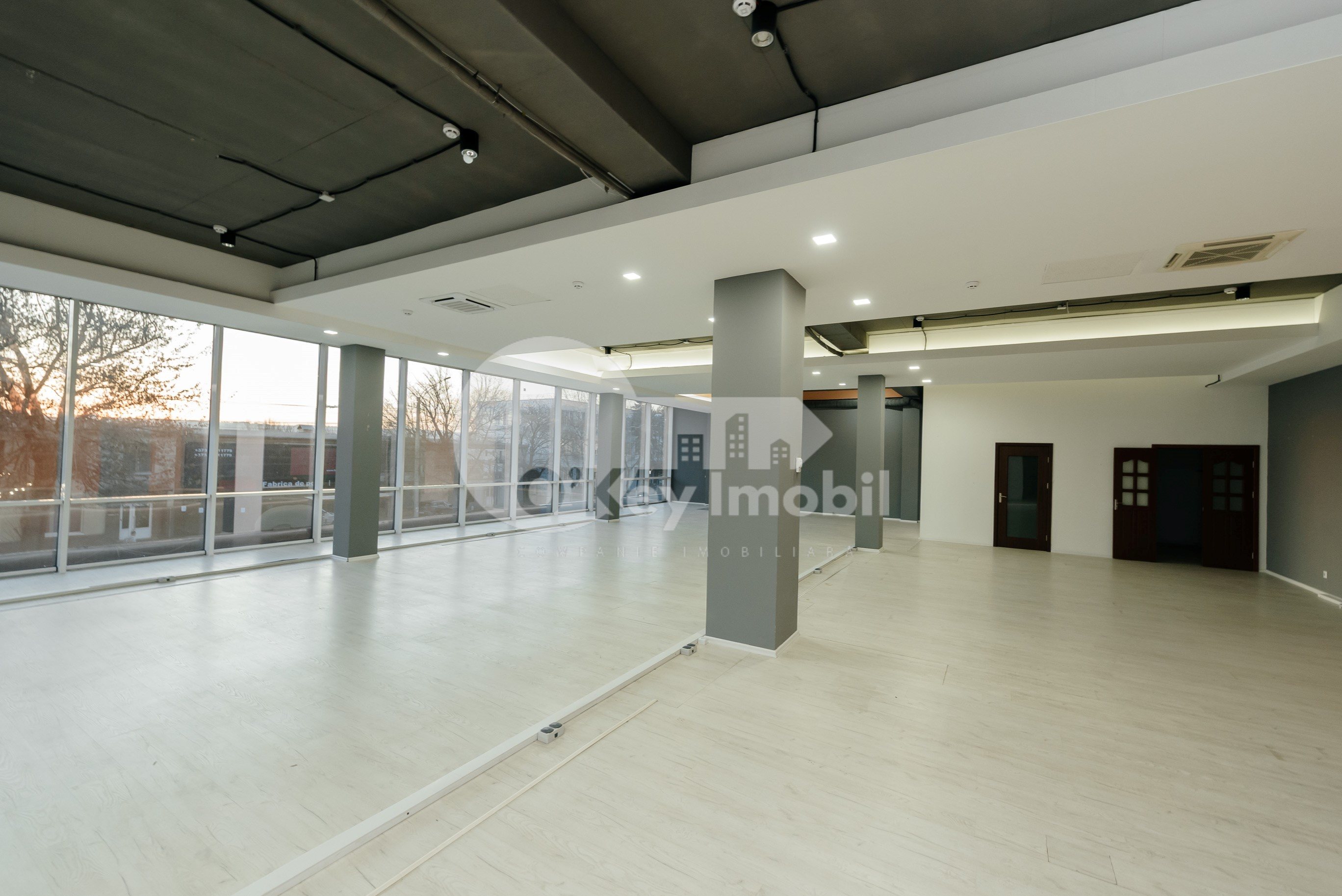 Spațiu comercial, Râșcani, PETRICANI