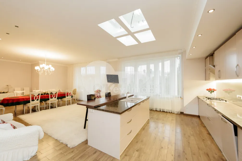 Дом, ТЕЛЕЦЕНТР