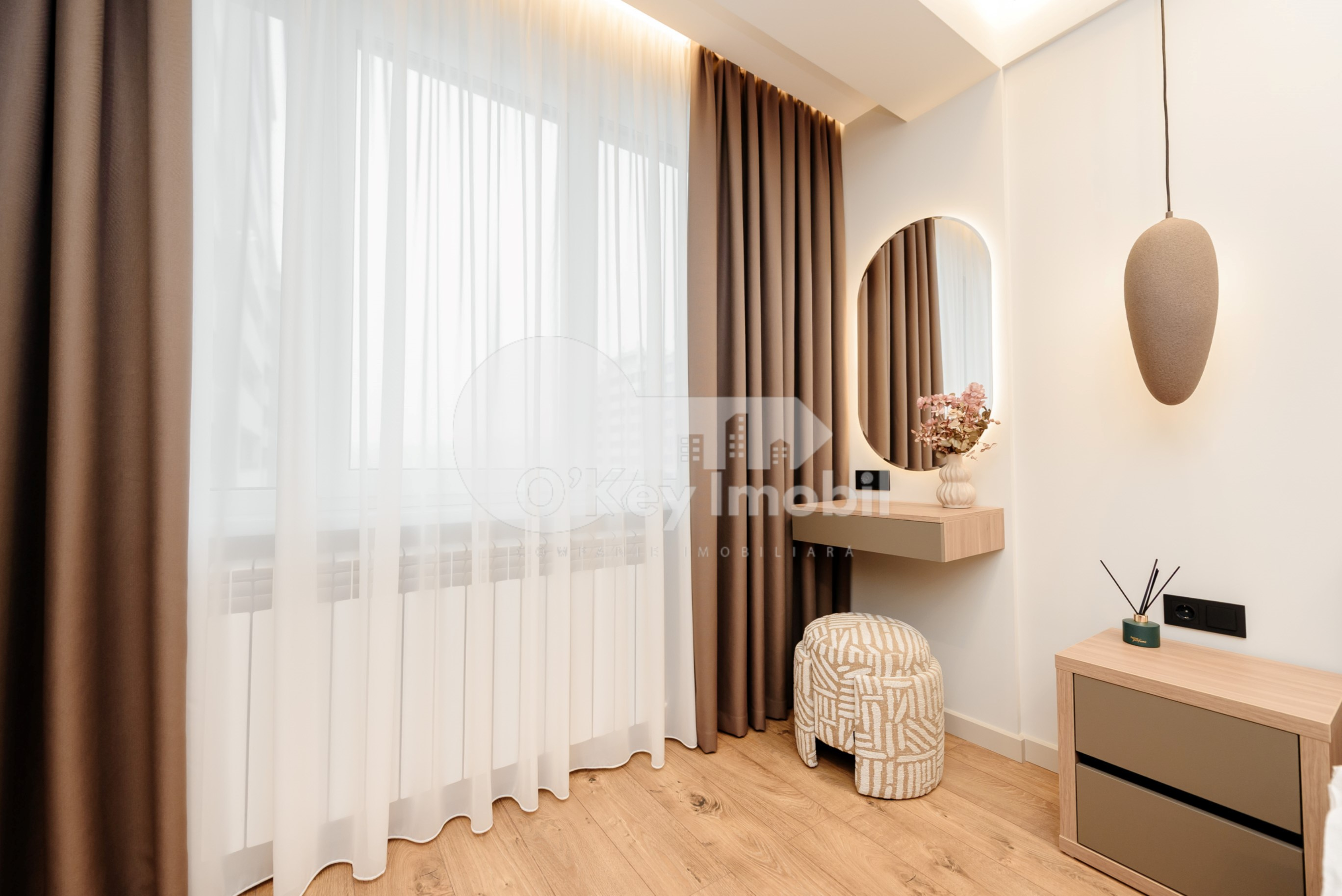 Apartament, Buiucani, VASILE LUPU