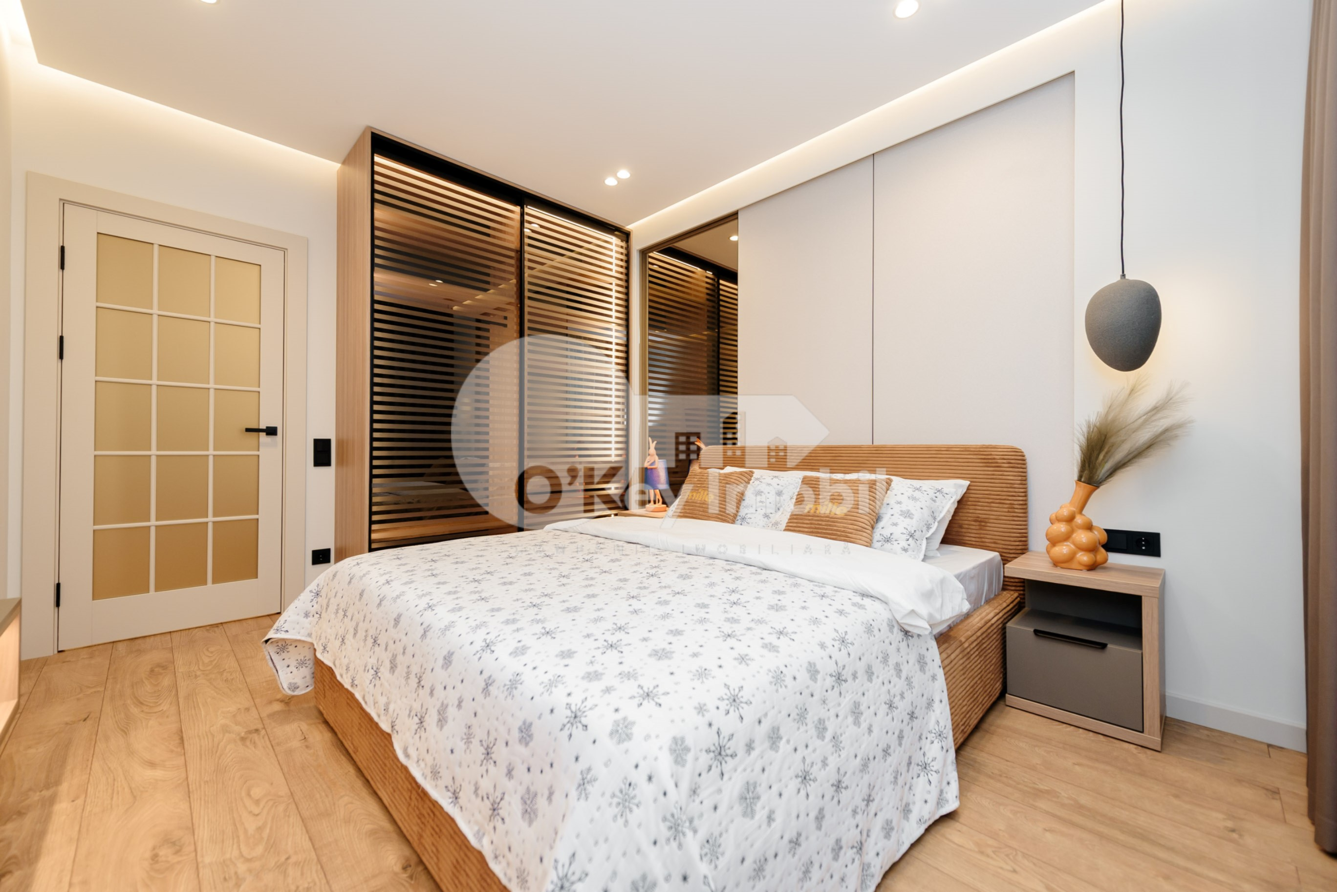 Apartament, Buiucani, VASILE LUPU