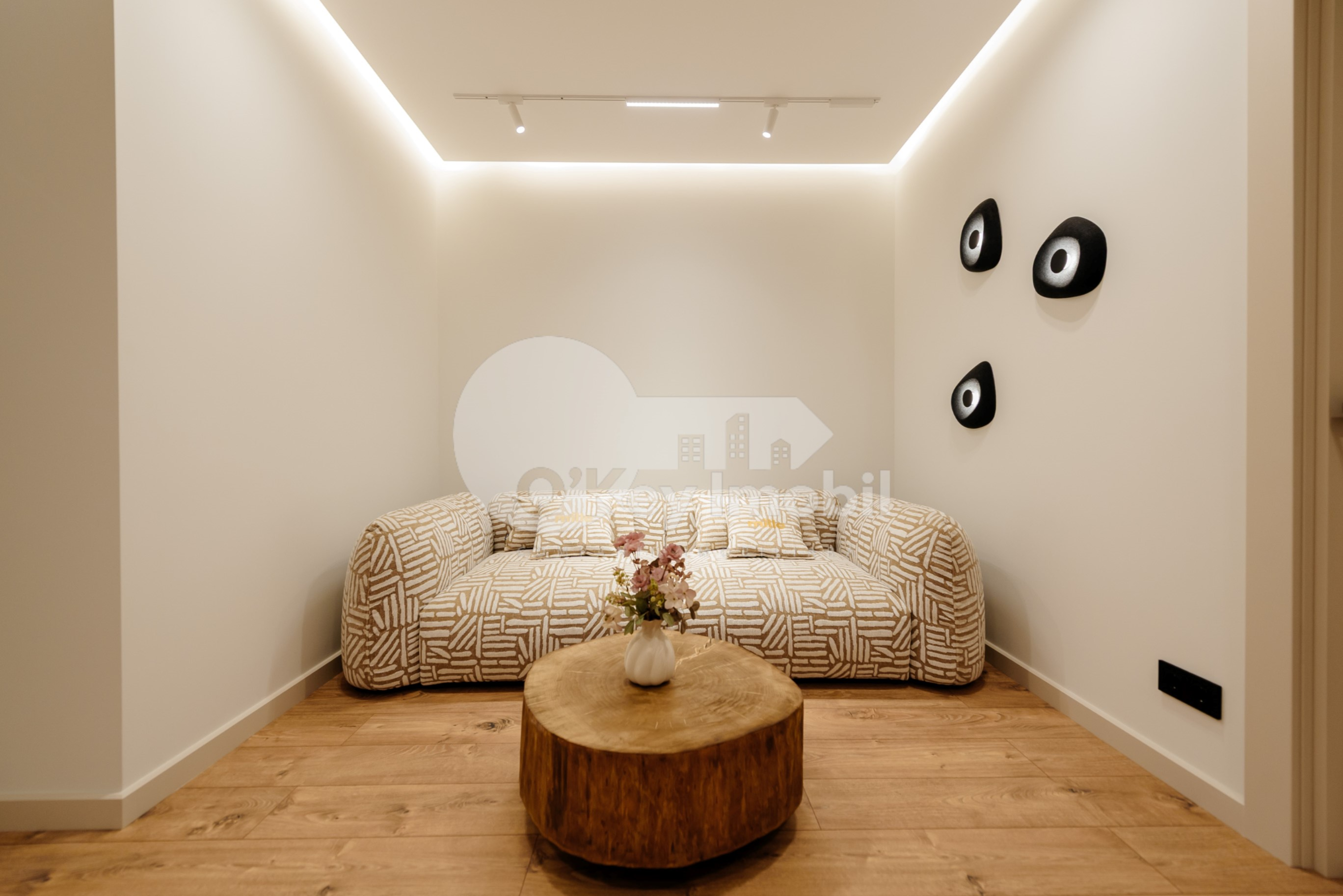 Apartament, Buiucani, VASILE LUPU