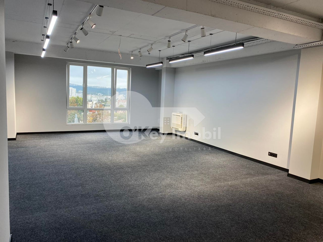 Oficiu, Centru, MIHAI EMINESCU