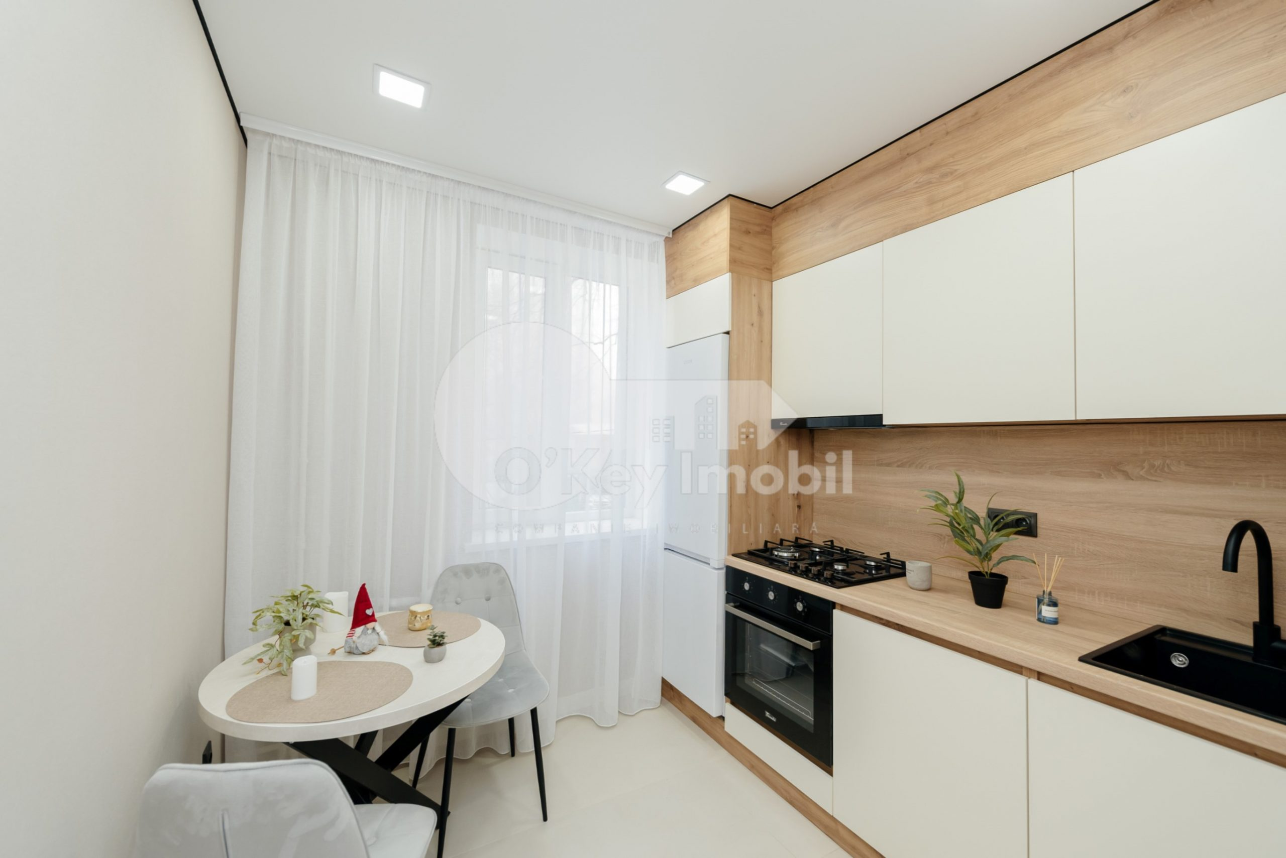 Apartament, Buiucani, VASILE LUPU