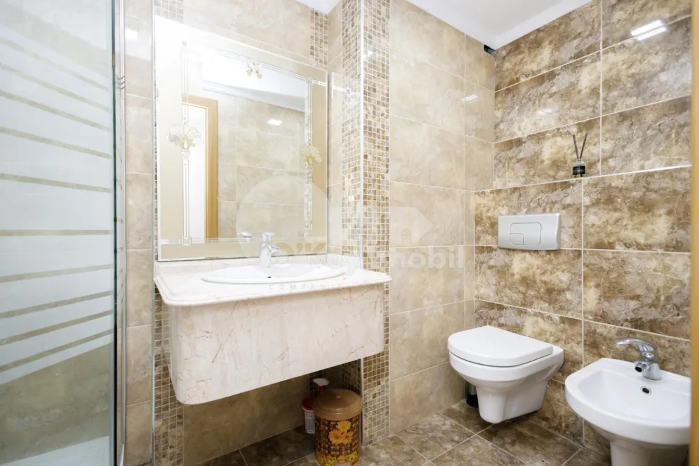 Apartament, Poșta Veche