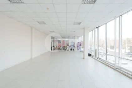 Spațiu comercial, Botanica, CUZA VODĂ