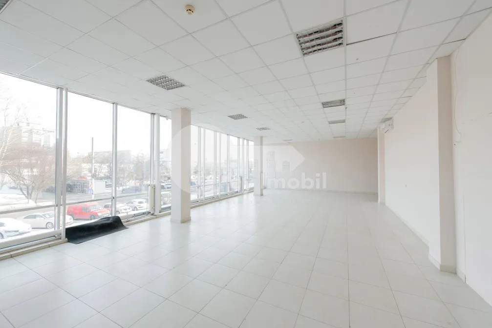 Spațiu comercial, Botanica, CUZA VODĂ