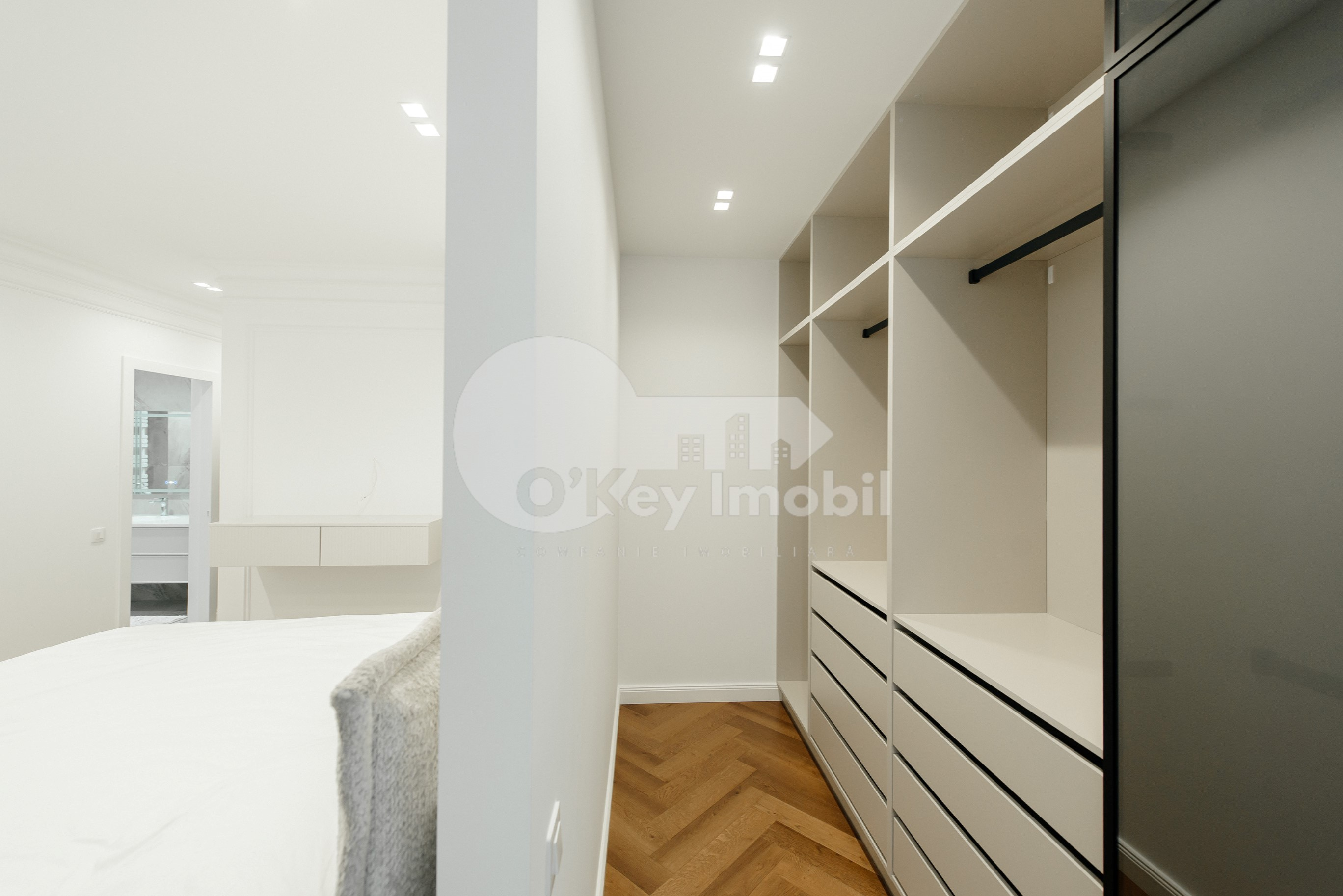 Apartament, Centru, TEATRULUI