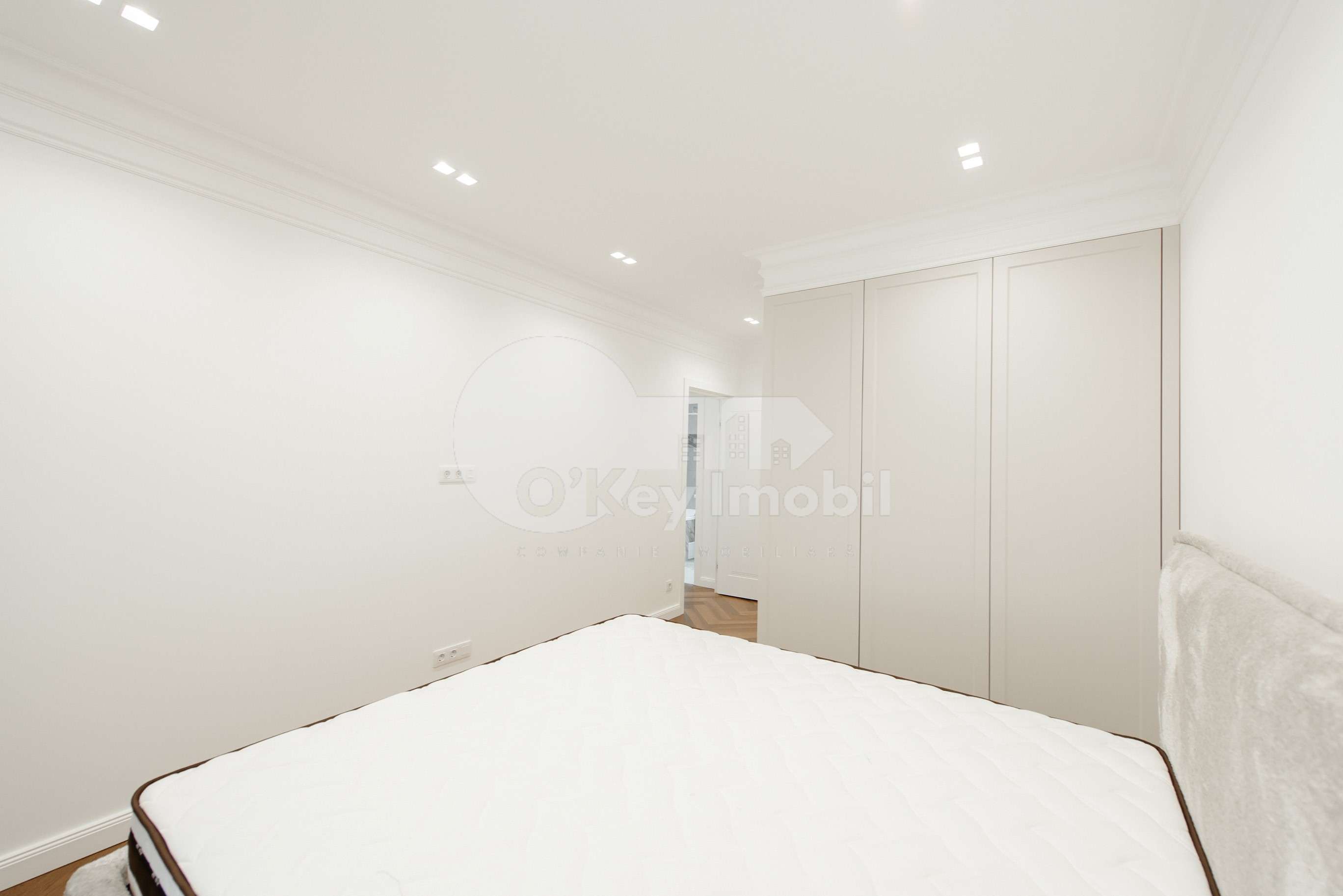 Apartament, Centru, TEATRULUI