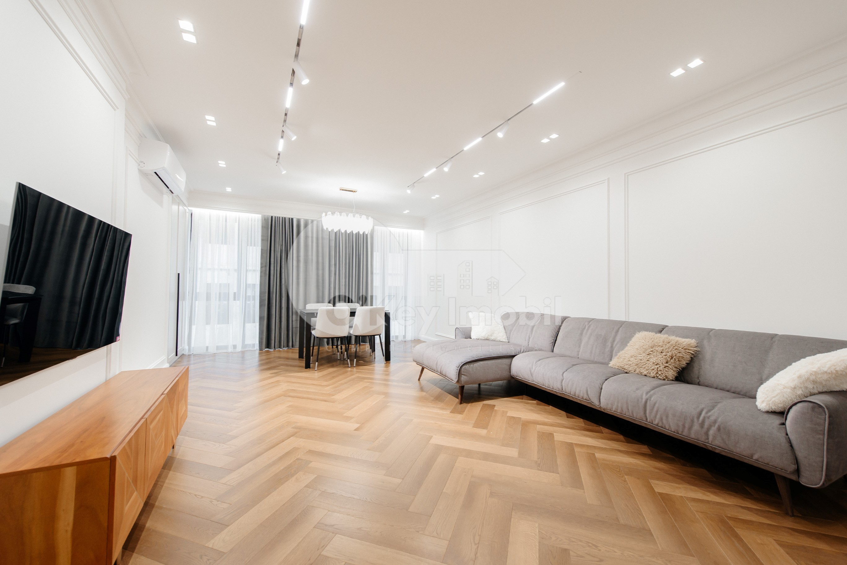 Apartament, Centru, TEATRULUI